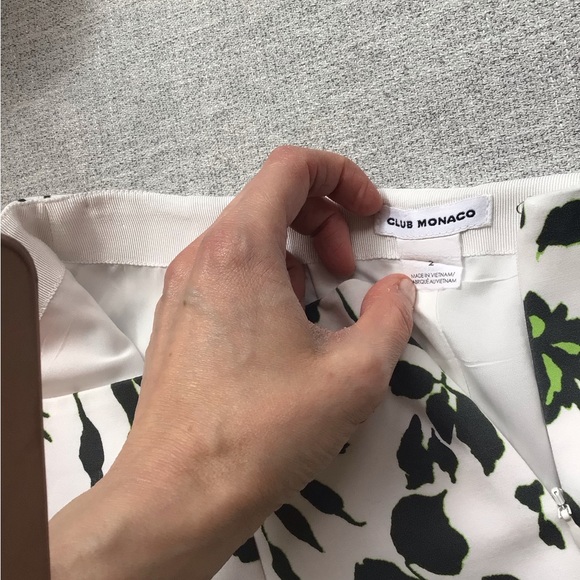 Club Monaco Floral Pencil Skirt Size 2 - Picture 7 of 7